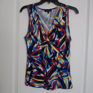 twist front printed tank top